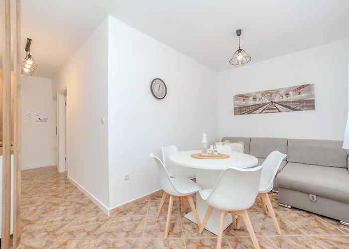 Plantosar Apartment Vir